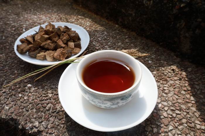 由火山粉葛制作的葛根茶(700).jpg