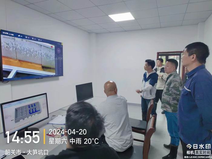 加强值班值守(700).jpg