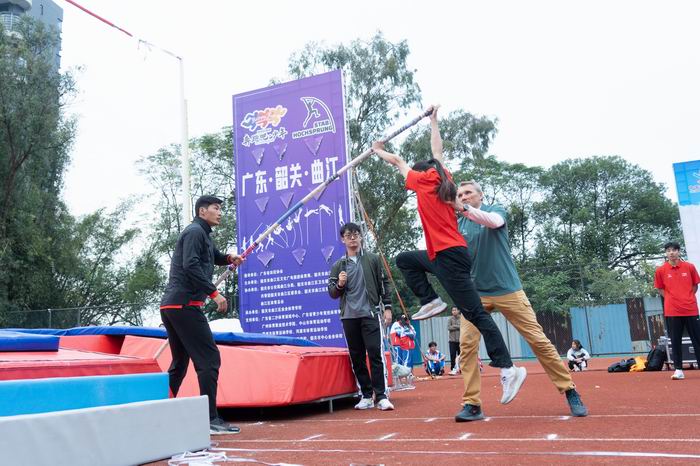 现场指导(700).jpg