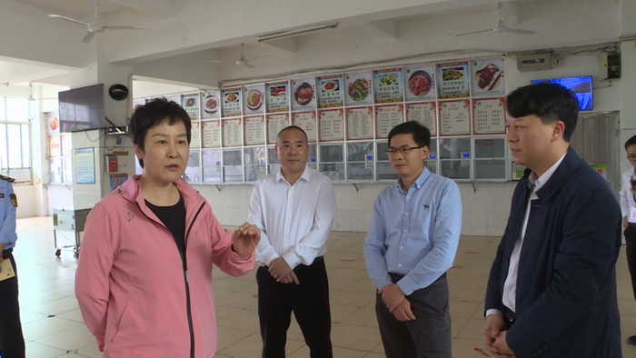 罗海俊:坚决扛起食品安全责任 守护群众"舌尖上的安全" - 韶关市曲江