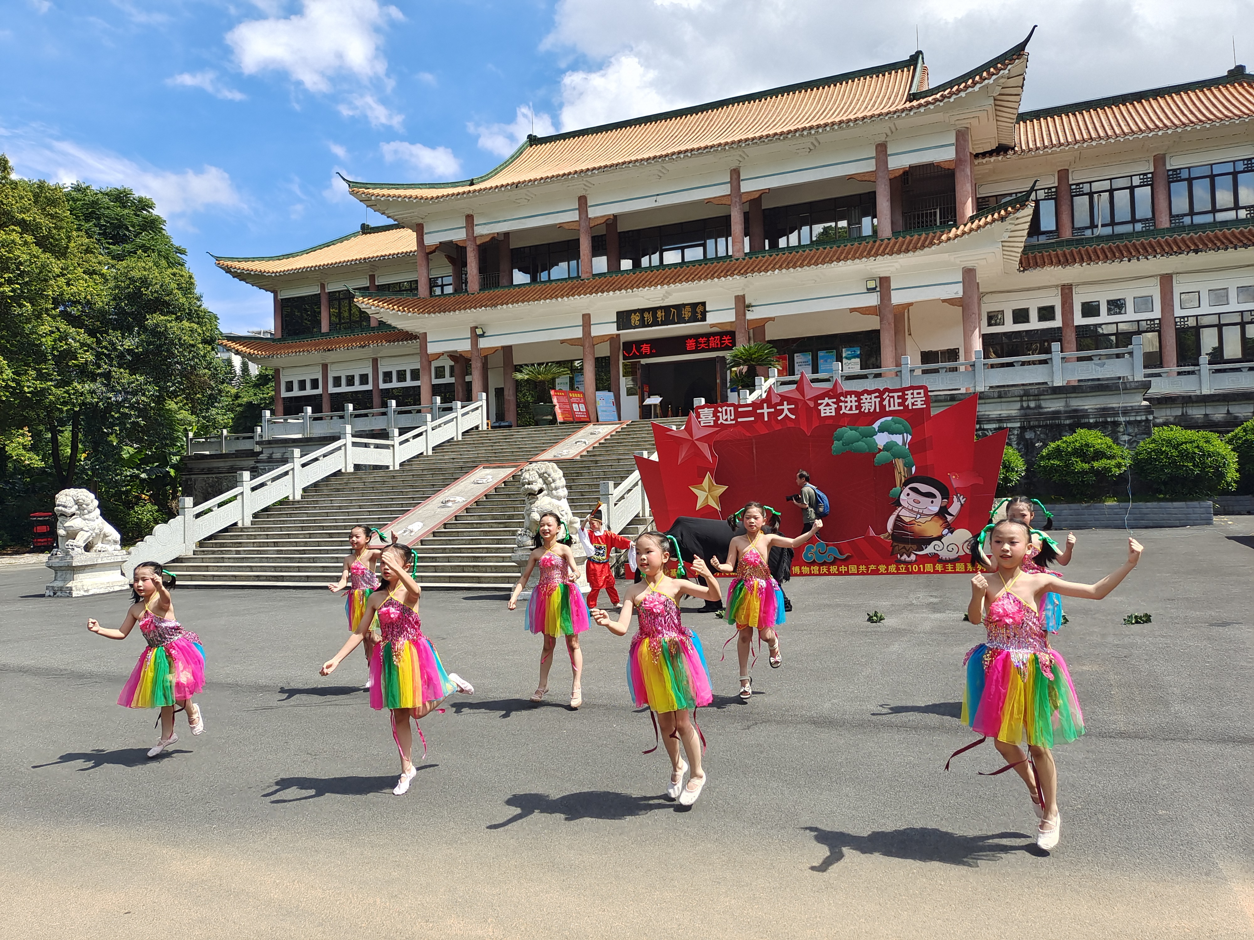 舞蹈表演.jpg